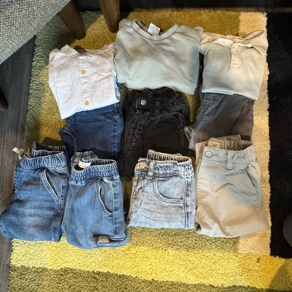 Assorted Kids' Clothing Set - Picture 2 of 4